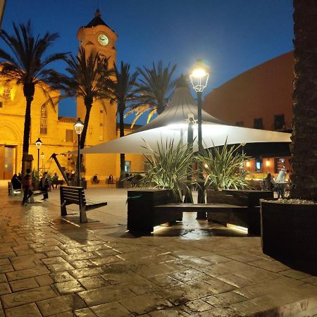 Apartamento Plaza De La Iglesia Deltebre Exterior photo